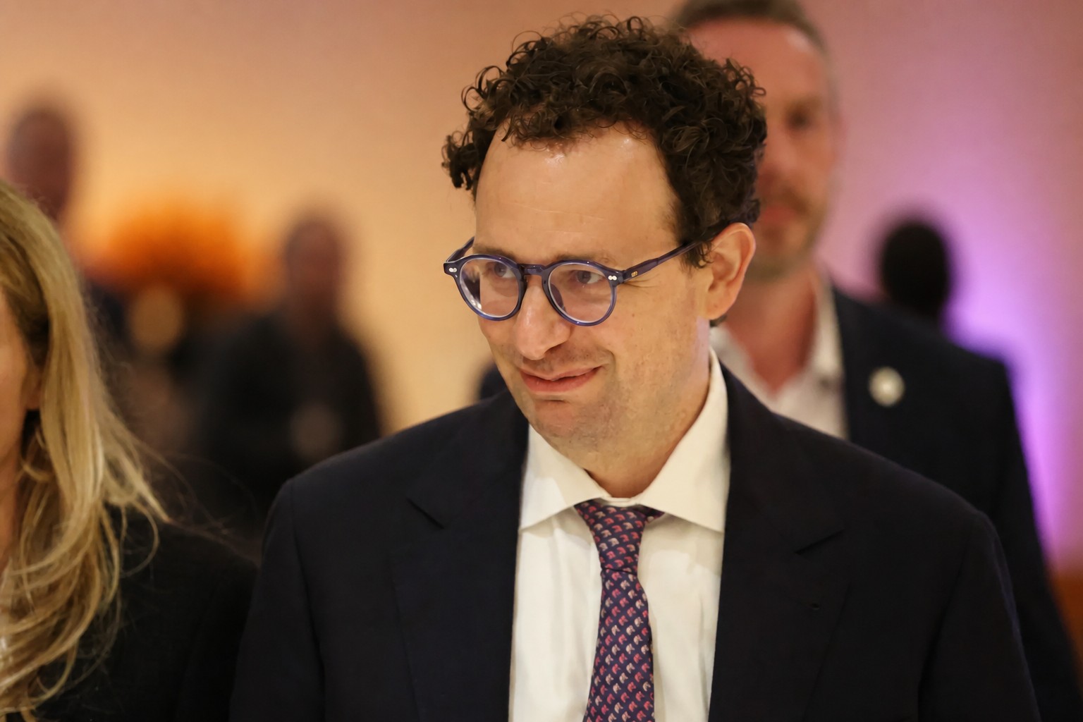 Cover: Anthropic CEO Dario Amodei to meet Trump amid AI safety dispute