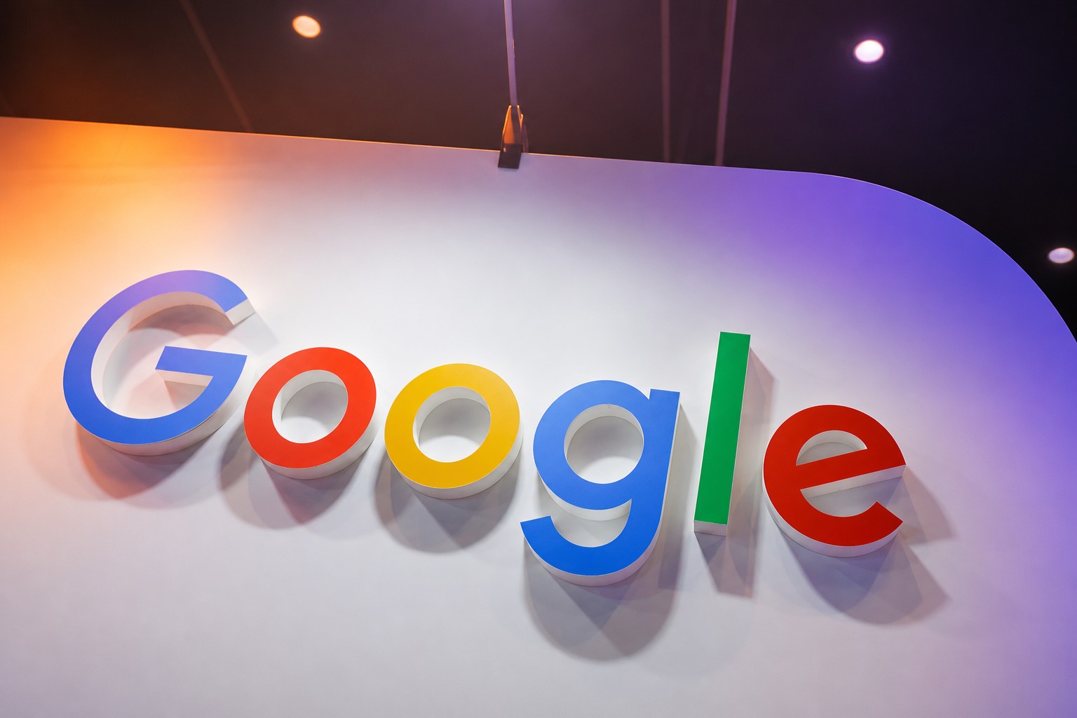 Cover: Google’s offline meeting-notes app puts Gemma 4 on device