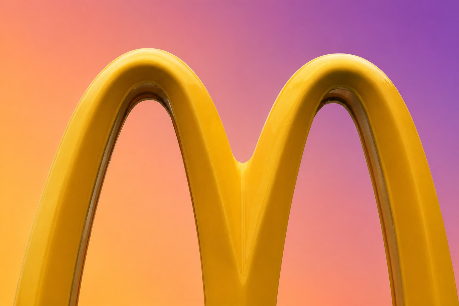 Cover: McDonald’s faces lawsuit over AI pricing tools for franchises
