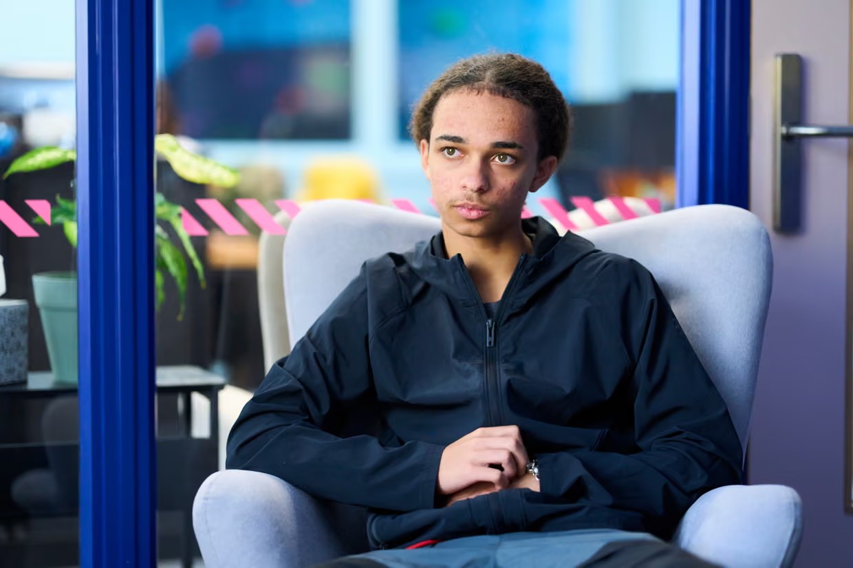 17-летний Реми Симмс говорит, что курс в Престоне дал ему «лучшее понимание» ИИ