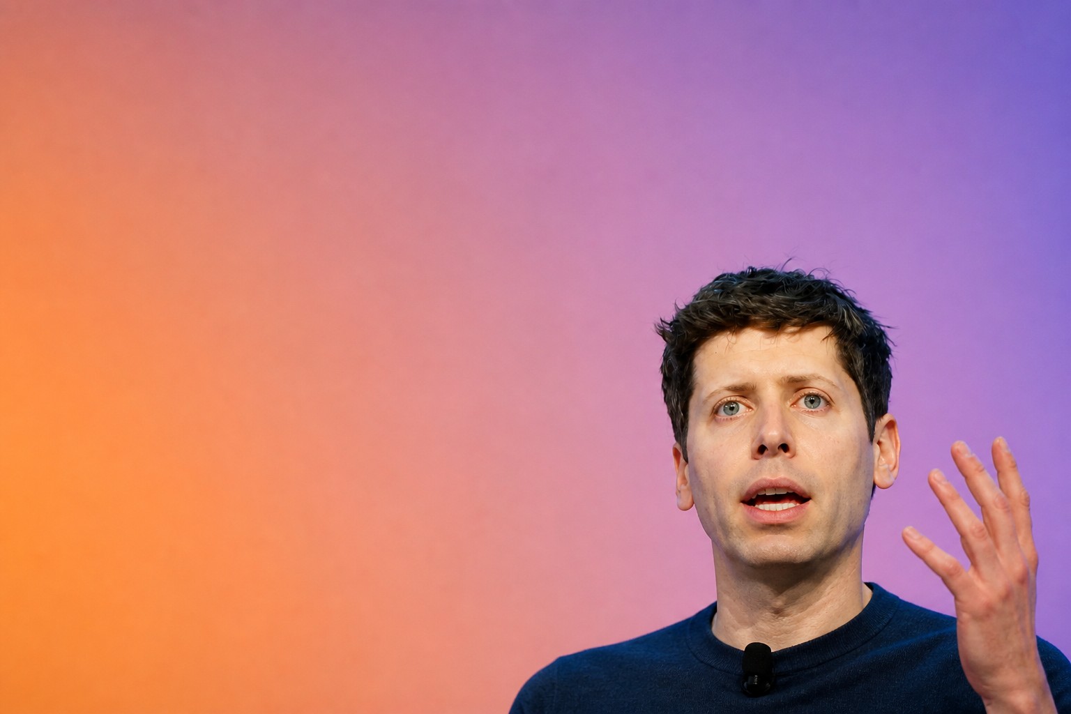 Обложка: Сэм Альтман: OpenAI не проведёт IPO в 2026 году из-за рисков для безопасности ИИ