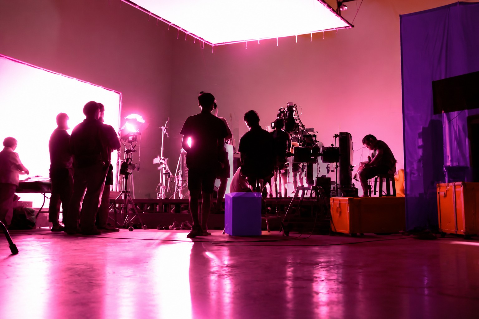 Cover: U.S. creative industries lost more than 200,000 jobs in four years
