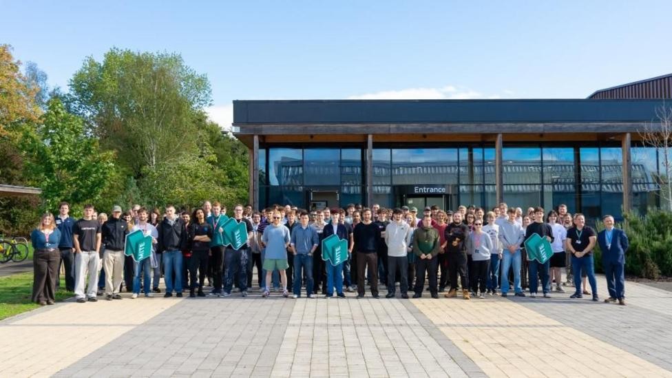 Студенты новой специальности по автономной робототехнике будут учиться вместе с военнослужащими армии